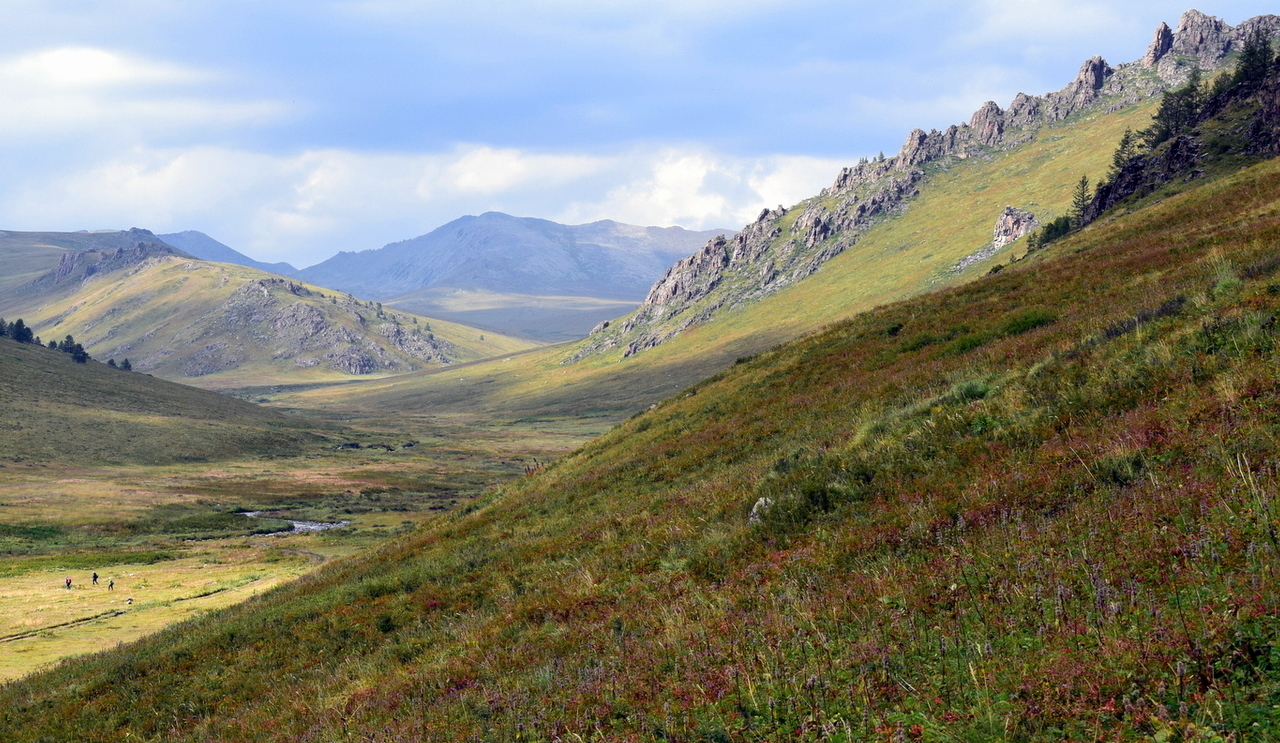 Trekking Altai Tavan Bogd with Whistling Arrow Mongolia Charity Trek | 2018 | Whistling Arrow